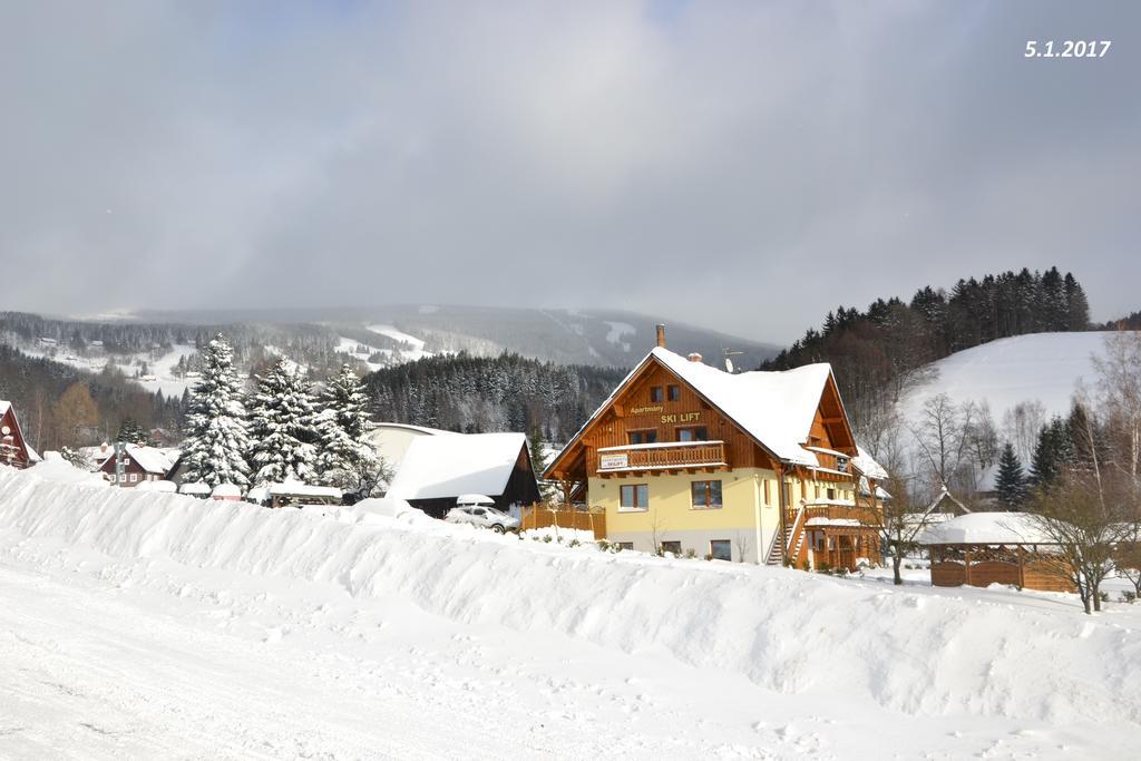 Apartmany Ski Lift Rokytnice nad Jizerou Luaran gambar